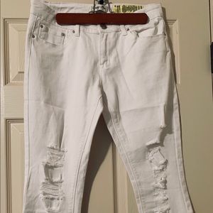 White ripped skinny jeans